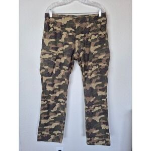 Under Armour Camo Cargo Pants Men's 34x32 Green Brown Camouflage Hunting Utility